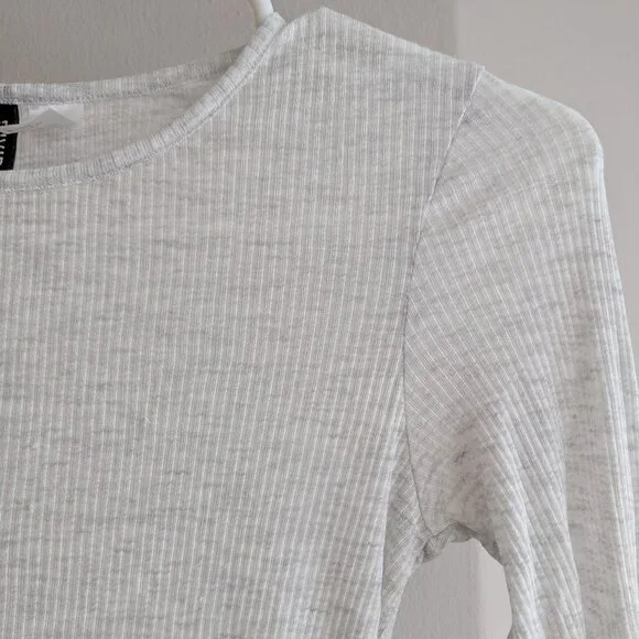 H&M sheer white top, XS - Picture 3 of 4